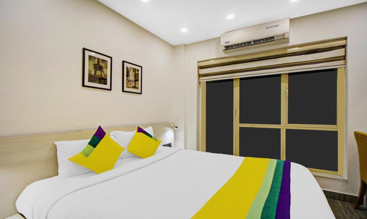 Itsy Hotels Transit Express Kolkata Bagian luar foto